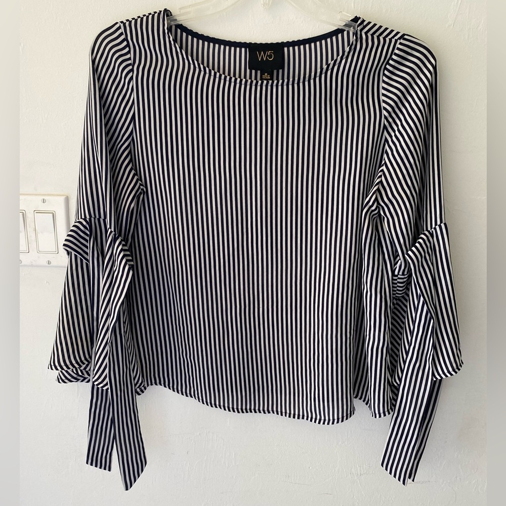 W5 Women Black and White Stripes Size Medium Blouse